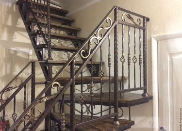 Безусловно, каждый владелец собственного дома, дачи, кафе либо ресторана, продумывая дизайн интерьера, желает удивить гостей. Особенно, когда речь ...